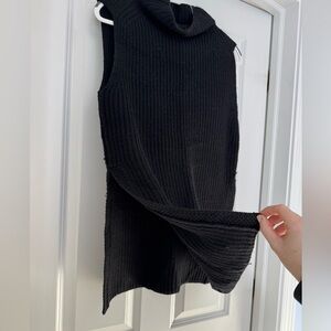 Aritzia Wilfred Black Chunky Knit Top